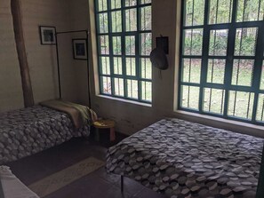 2 bedrooms, bed sheets - Quiet place in the country (Ibarra)