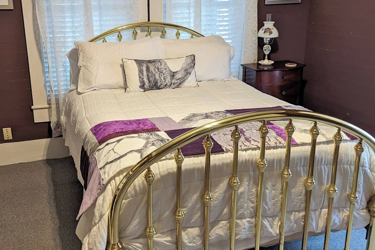 Individually decorated, individually furnished, iron/ironing board