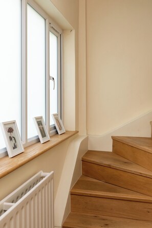 Interior - Brilliantly located 3BD Home Nr Paddington Station (London)