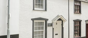 14 Crown Lane