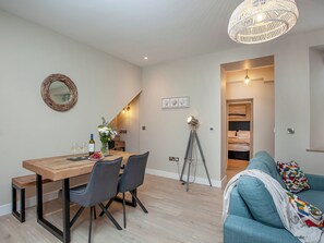 Interior - 1 bedroom accommodation in Torquay (Torquay)