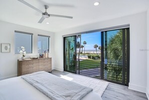 4 bedrooms, WiFi, bed sheets