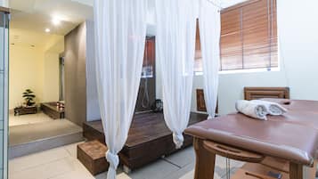 Turkish bath/hammam, body treatments, aromatherapy, deep-tissue massages