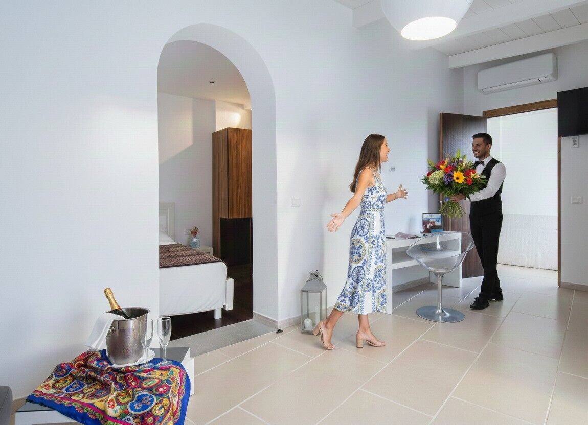 Junior Suite Executive | ผ้าปูที่นอน Frette จากอิตาลี, เครื่องนอนระดับพรีเมียม, ผ้านวมขนเป็ด