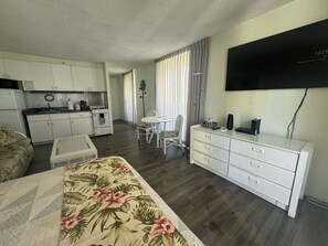 3 Schlafzimmer, Bügeleisen/Bügelbrett, Reisekinderbett, kostenloses WLAN