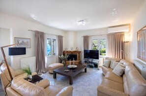 TV connectée, cheminée