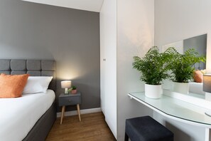 2 Schlafzimmer, Bügeleisen/Bügelbrett, Reisekinderbett, kostenloses WLAN