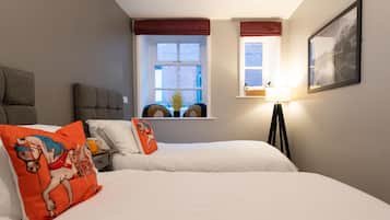 2 bedrooms, iron/ironing board, travel crib, free WiFi