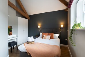 1 Schlafzimmer, Bügeleisen/Bügelbrett, Reisekinderbett, kostenloses WLAN