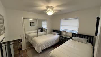 2 bedrooms, iron/ironing board, free WiFi, bed sheets