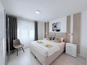 Deluxe Apartment, 2 Bedrooms, Courtyard View, Ground Floor | Premium bedding, pillowtop beds, desk, soundproofing - Palma Apartments (Kotor)