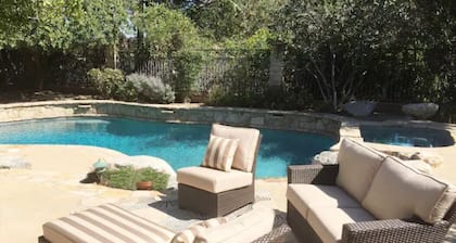 Staycation Home private pool - close to Malibu Beach