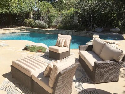 Staycation Home private pool - close to Malibu Beach