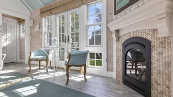 Cottage (Glamorous Cabana) | Exterior