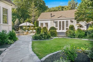 Cottage (Glamorous Cabana) | Exterior - Glamorous Cabana (Newbury)