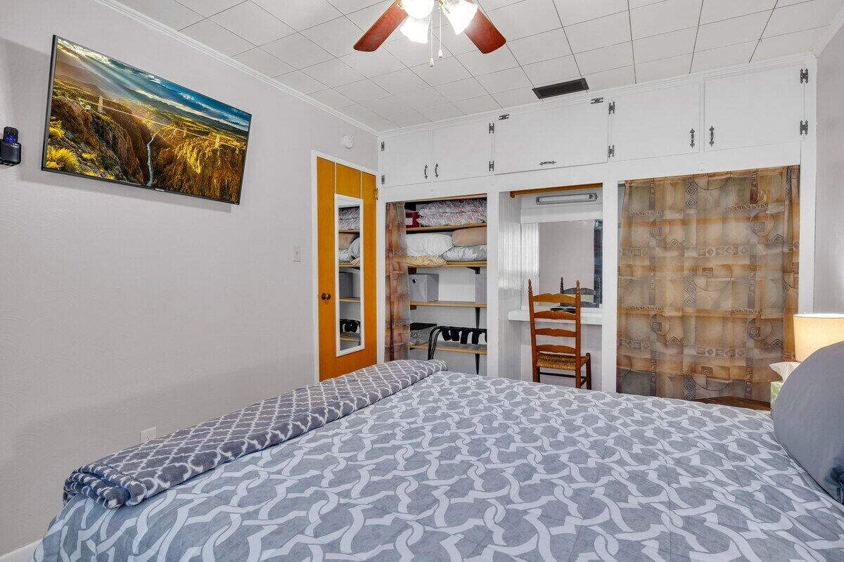 2 soverom, strykejern/-brett, reiseseng for barn og wi-fi (inkludert)