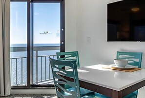 Dining - SEAGLASS TOWER MYRTLE BEACH 7 NTS MAR.10-17,2024 DELUXE-OCEANFRONT ONE BDRM (Myrtle Beach)