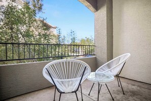 Apartment | Terrace/patio