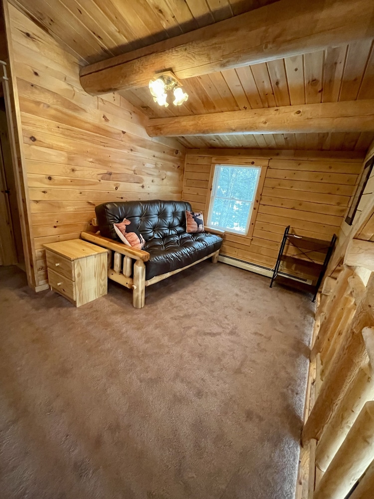 Beautiful log cabin near Castle in the Clouds Moultonborough Vrbo