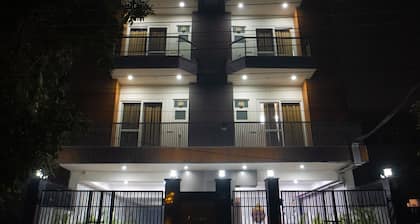 The Lodgers 1 BHK Serviced Apartment