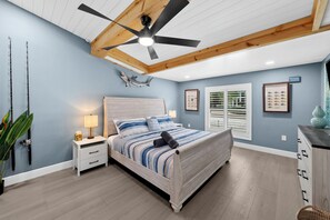 4 bedrooms, desk, iron/ironing board, travel crib
