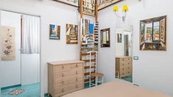 1 bedroom, down duvets, individually decorated, individually furnished