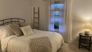 3 bedrooms, iron/ironing board, travel crib, WiFi