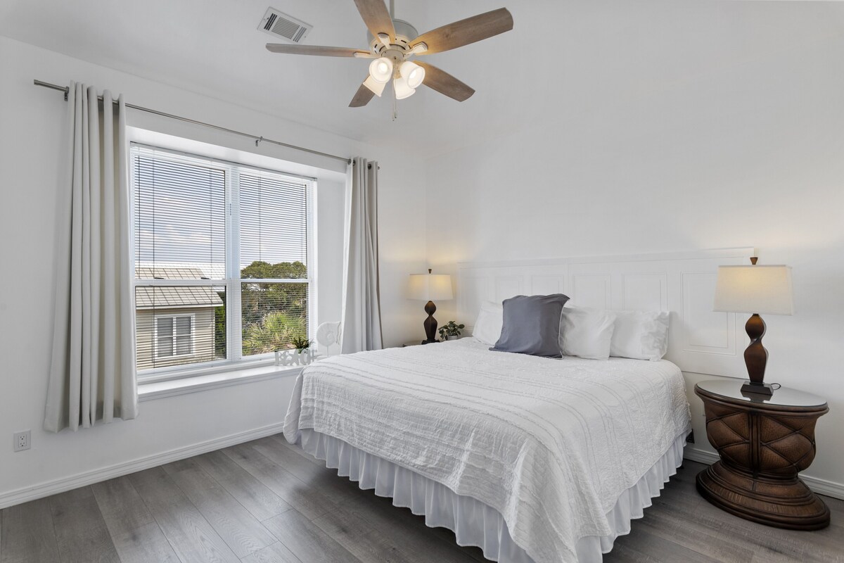Photo 10 of Gulf Views-Near Henderson-Heated Spa-Sleeps 16 - or 22 w/Owner's Quarters Add On