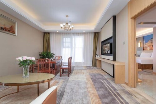 Vienna International Hotel Yiyang Yuanjiang Branch