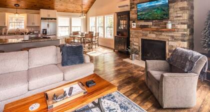 Angels Overlook Chalet and Winter Holiday Ski Haus
