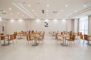 Unclassified image, 3 of 131, button - Maomingjia International Hotel (Dianbai Wanda Plaza Branch) (Maoming)