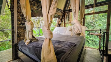 Family Room | Bed sheets