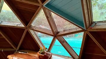 Deluxe Studio, 1 Bedroom, Poolside