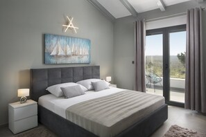 4 chambres, fer et planche à repasser, Wi-Fi gratuit, draps fournis