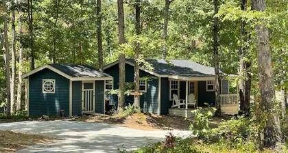 Cute Cottage on 44 Wooded Acres, Creek