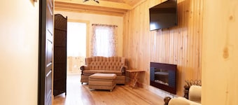 C5 - Cozy Lakeside Cottage in Temiskaming Shores 