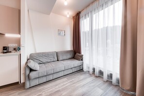 Family Studio | Soundproofing, free WiFi - KORA APARTMENTS (Prague)