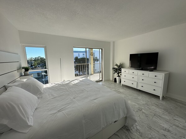 2 bedrooms, WiFi, bed sheets, wheelchair access