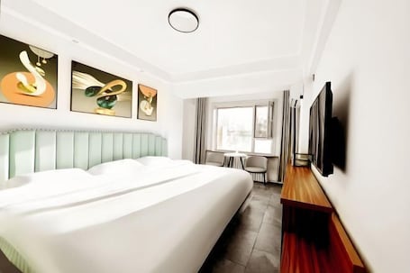 Room. Jinyi Business Hotel