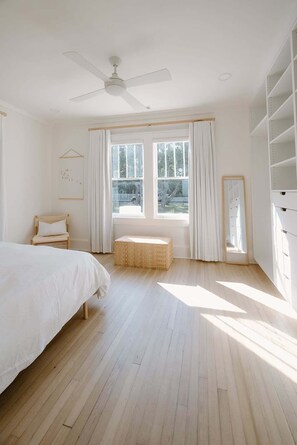 3 Schlafzimmer, Bügeleisen/Bügelbrett, Reisekinderbett, WLAN