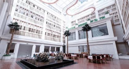 Wharton Bogong International Hotel