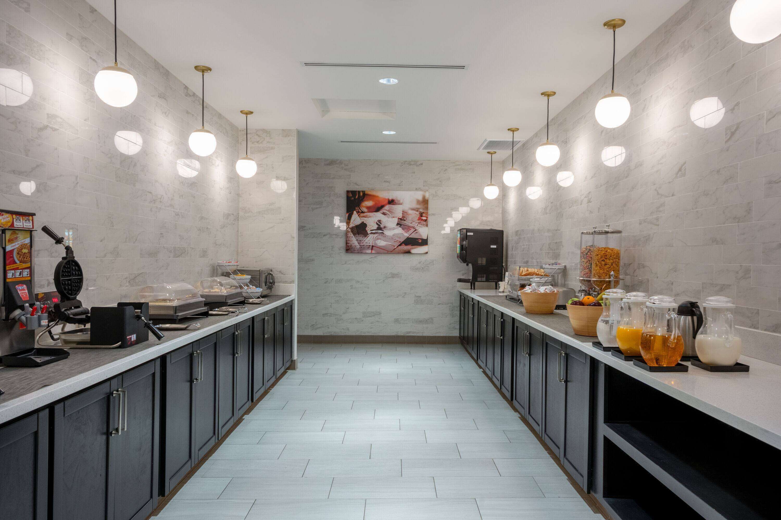 Free daily buffet breakfast