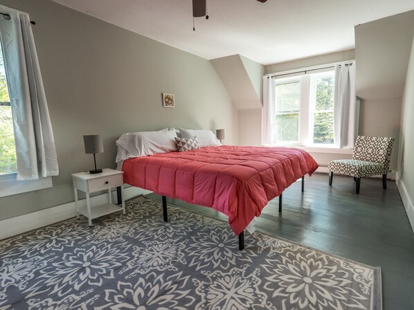 2 bedrooms, free WiFi, bed sheets