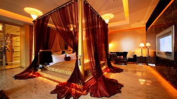 Deluxe Double Room | Free WiFi, bed sheets