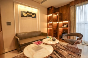 Premium bedding, memory-foam beds, individually furnished, desk - Hotel Rj (Greater Noida)