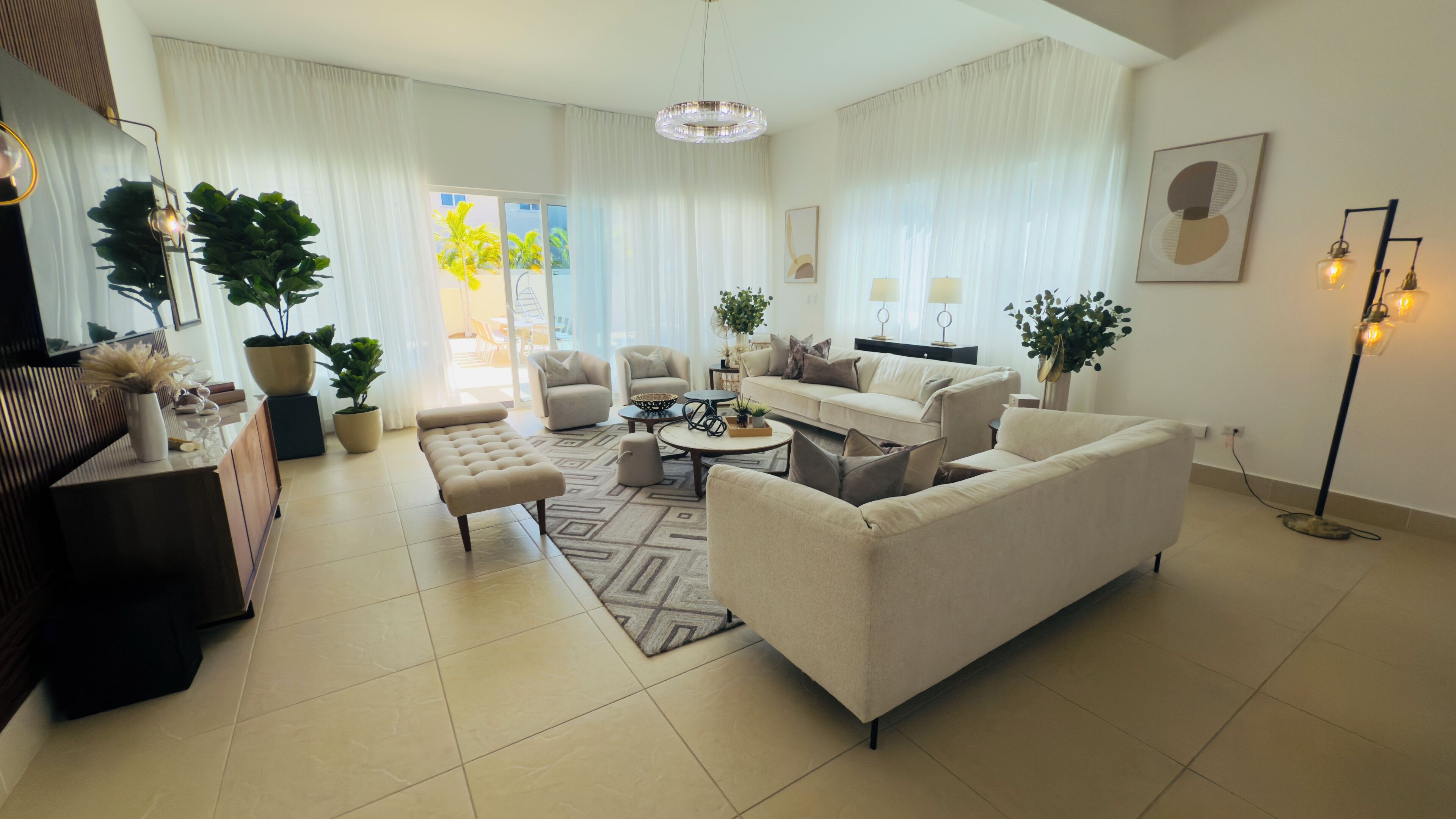 Luxury 7 Bed Villa - All Inclusive 5 Minutes From The Beach @ Lifestyle Resorts! - Puerto Plata