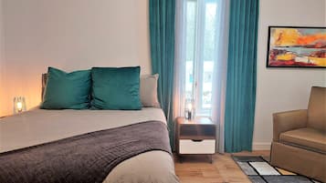 4 chambres, fer et planche à repasser, Wi-Fi gratuit, draps fournis