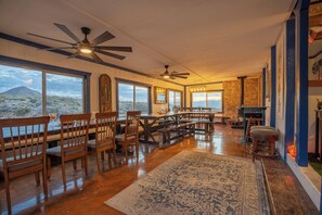 Dining - The Eagle's Nest: Experience Arizona Agritourism (Kingman)