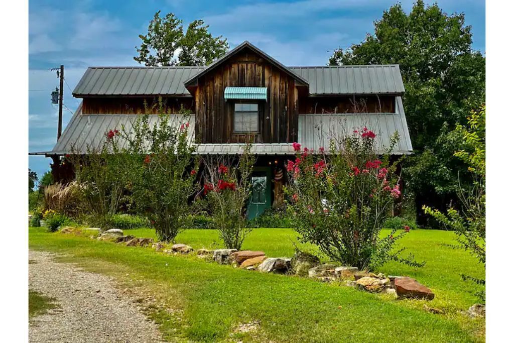 One of A Kind McGee Creek Cottage