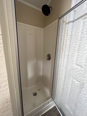 Shower, towels, soap - Newly Renovated Beautiful manufacture home! Ready for Super bowl fans (Glendale)